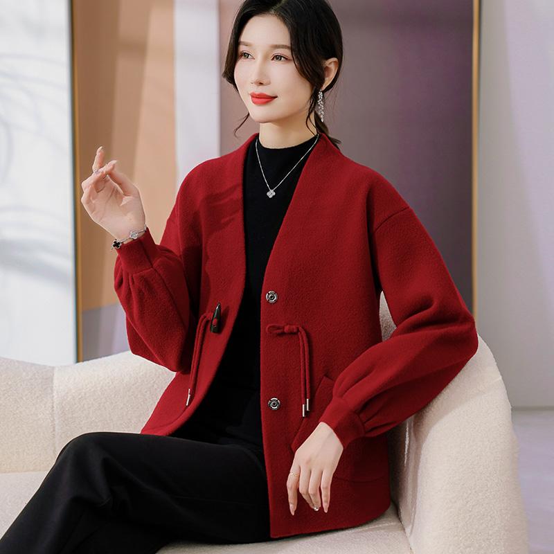 春 コーデ レディース ファッション オシャレ カワイイ シンプル きれいめ ナチュラル 上品カジュアル 婦人服 赤 ニット トップス ｜リコット