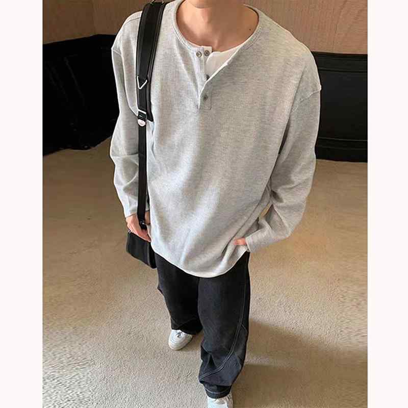 春 コーデ メンズ 用 服 シンプル ファッション オシャレ 大人 かっこいい 紳士服 長袖 グレー スウェットシャツ カジュアル 通勤スタイル ね着コーデ ゆったりシルエット さらっ着 普段使い