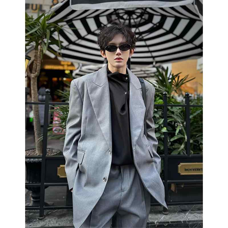 春 コーデ メンズ 用 服 分かりやすい 流行り物 オシャレ 成年者 かっこいい 成人男性服 ズボン下 上衣 ハイエンド 薄墨色  心地よい 通い表現スタイル ね着コーデ ゆったり影ぼうし 軽アウター