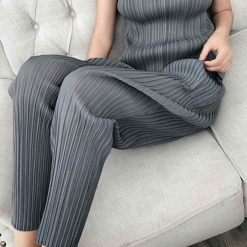 春 コーデ レディース ファッション オシャレ カワイイ シンプル きれいめ ナチュラル 上品カジュアル 婦人服 パンツ ハイエンド プリーツ 夏 キャロット ハイウエスト 細身 九分丈 |リコット