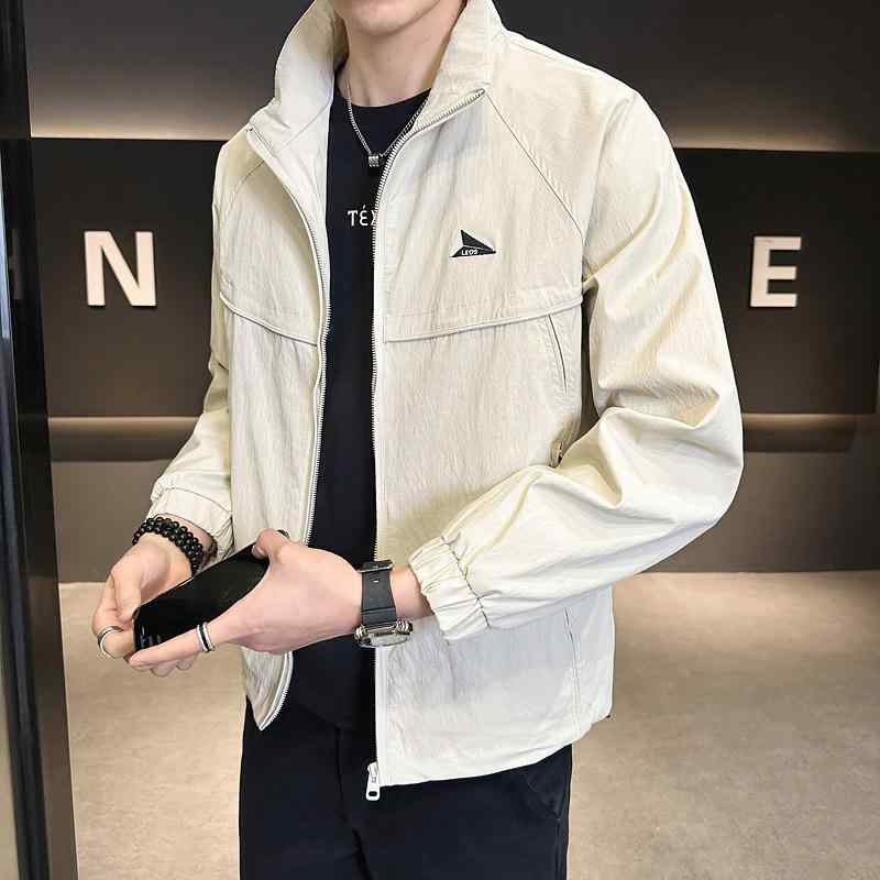 春 コーデ メンズ 用 服 分かりやすい 流行り物 オシャレ 成年者 かっこいい 成人男性服 心地よい 照明ランプ色合い 上衣 厚地の外套 か細い填まる 春  心地よい 通い表現スタイル 重ね着コーデ ゆったり影ぼうし 軽アウター