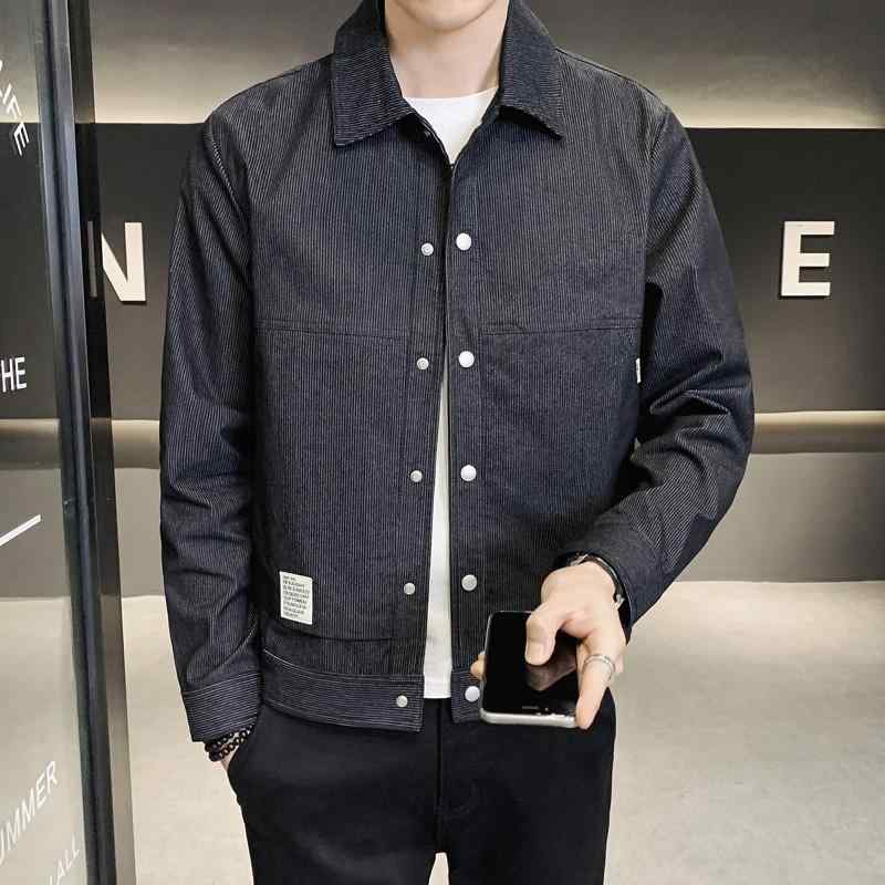 春 コーデ メンズ 用 服 分かりやすい 流行り物 オシャレ 成年者 かっこいい 成人男性服 心地よい ゆったり 上衣 厚地の外套 縞模様 ブラックデニムジャケット  心地よい 通い表現スタイル 重ね着コーデ ゆったり影ぼうし 軽アウター