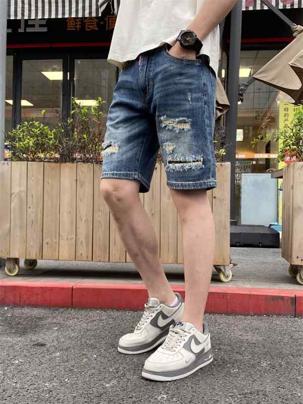 春 コーデ メンズ 用 服 シンプル ファッション オシャレ 大人 かっこいい 紳士服 夏 デニムパンツ カジュアル 通勤スタイル 重ね着コーデ ゆったりシルエット 快適フィット 動きやすい デイリー