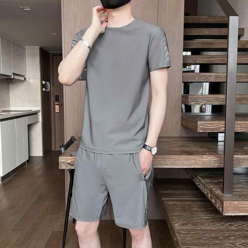 春 コーデ メンズ 用 服 シンプル ファッション オシャレ 大人 紳士服 スポーツ カジュアル 半袖 通気性 パンツ ランニング 速乾 夏 カジュアル 通勤スタイル 重ね着コーデ ゆったりシルエット 快適フィット 動きやすい デイリー