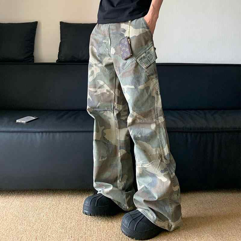 春 コーデ メンズ 用 服 シンプル 大人 紳士服 アメリカン ストリート カジュアル ストレート フレア ポケット 迷彩 パンツ カジュアル 通勤スタイル 重ね着コーデ ゆったりシルエット 快適フィット 動きやすい デイリー