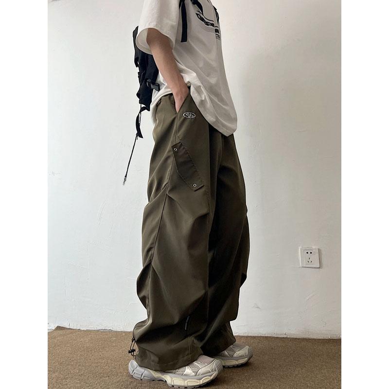 春 コーデ メンズ 用 服 シンプル ファッション 大人 紳士服 アメリカン ストリート カジュアル ストレート ワイド パンツ ドレープ 春 カジュアル 通勤スタイル 重ね着コーデ ゆったりシルエット 快適フィット 動きやすい デイリー