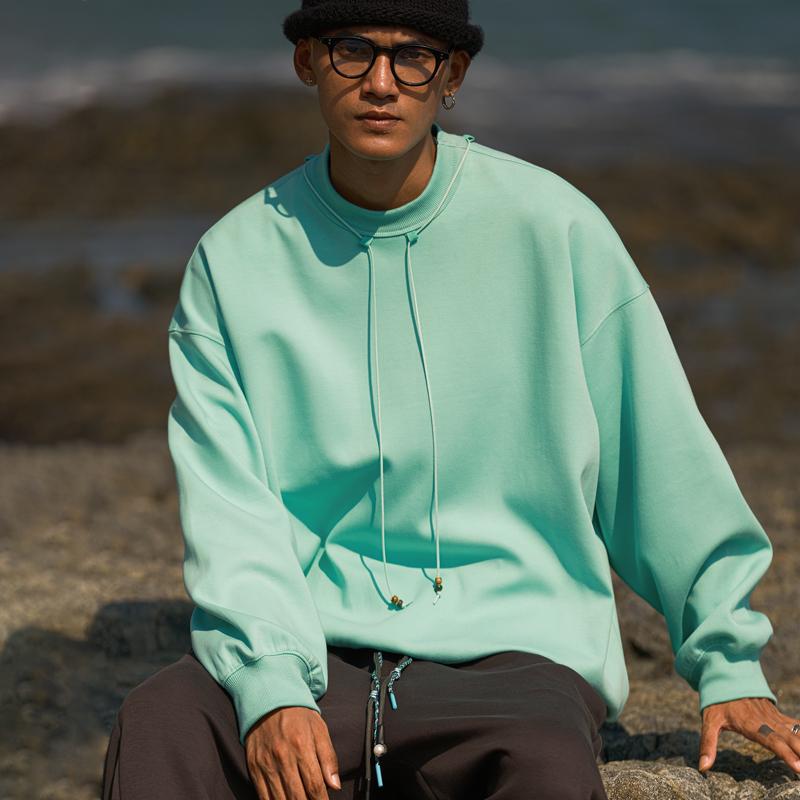 春 コーデ メンズ 用 服 分かりやすい 流行り物 オシャレ 成年者 かっこいい 成人男性服 アメリカン ゆったり ティーシャツ 表現スタイル トレーナー  心地好い 通い表現スタイル 重ね着コーデ ゆったり影ぼうし さらっと着 普段使い