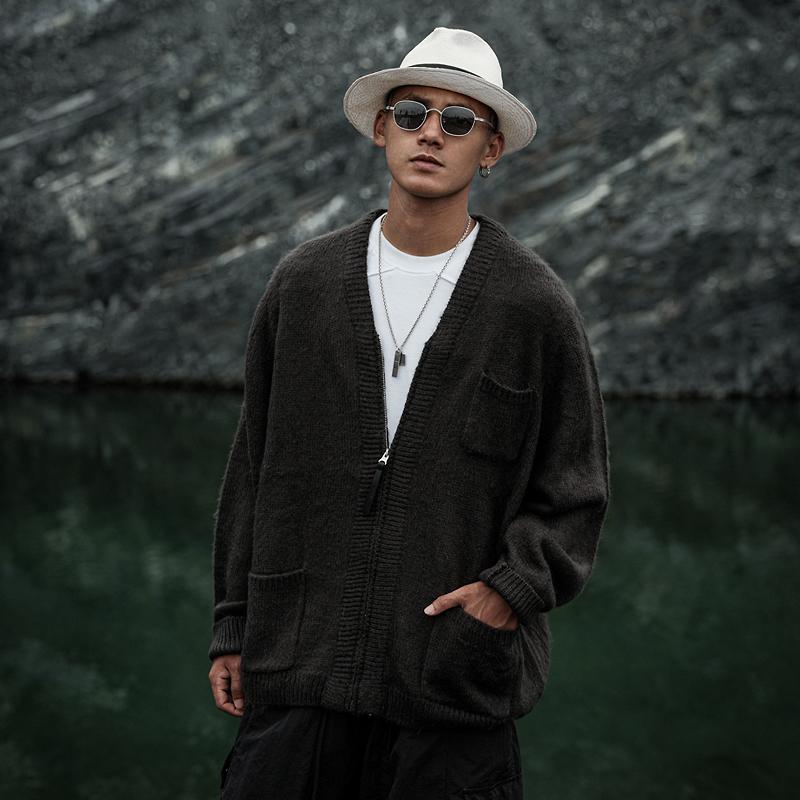 春 コーデ メンズ 用 服 シンプル ファッション オシャレ 大人 かっこいい 紳士服 快適 Vネック ウール ジャケット カーディガン セーター ジッパー カジュアル 通勤スタイル 重ね着コーデ ゆったりシルエット 軽アウター｜リコット