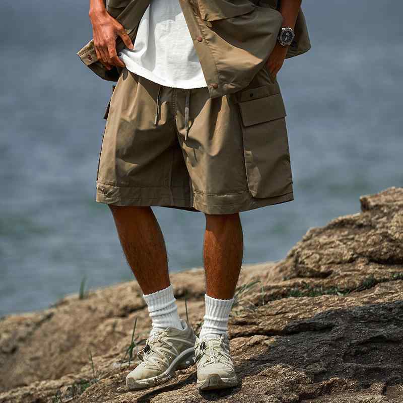 春 コーデ メンズ 用 服 分かりやすい 流行り物 オシャレ 成年者 かっこいい 成人男性服 アウトドア 心地よい 五分丈 衣嚢 夏 ズボン下  心地よい 通い表現スタイル 重ね着コーデ ゆったり影ぼうし 好いたらしい填まる 動き分かりやすい デイリー