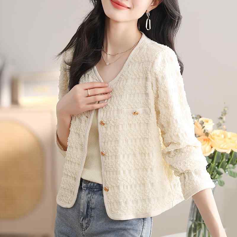春 コーデ レディース ファッション オシャレ カワイイ シンプル きれいめ ナチュラル 上品カジュアル 婦人服 ホワイト カラー フレグランス ハイエンド 薄手 ジャケット カーディガン トップス