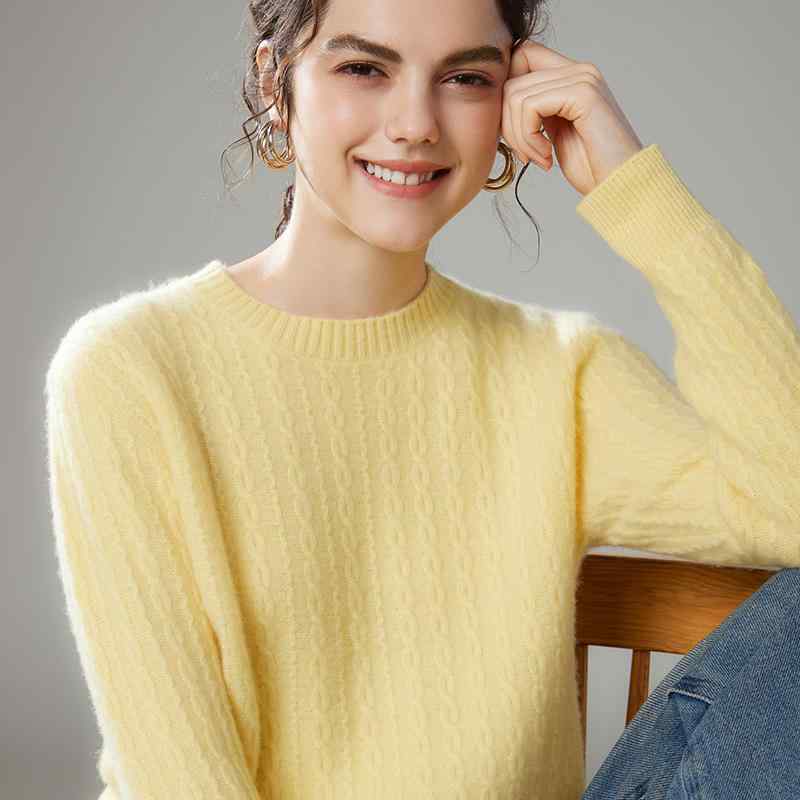 春 コーデ レディース 流行り物 オシャレ カワイイ   分かりやすい 好いたらしいめ 自然的 雅びやか心地よい お上さん服 ホンブルグ帽 捻じれ ティーシャツ 肌付き スウェーター ラウンドのど首 ハイエンド スリミング 軍事基地