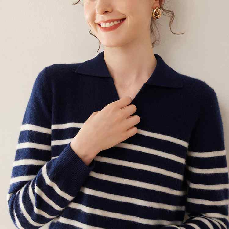 春 コーデ レディース ファッション オシャレ カワイイ シンプル きれいめ ナチュラル 上品カジュアル 婦人服 ポロ襟 黒 白 ストライプ セーター ニット セーター ベース レイヤー インナートップ ｜リコット