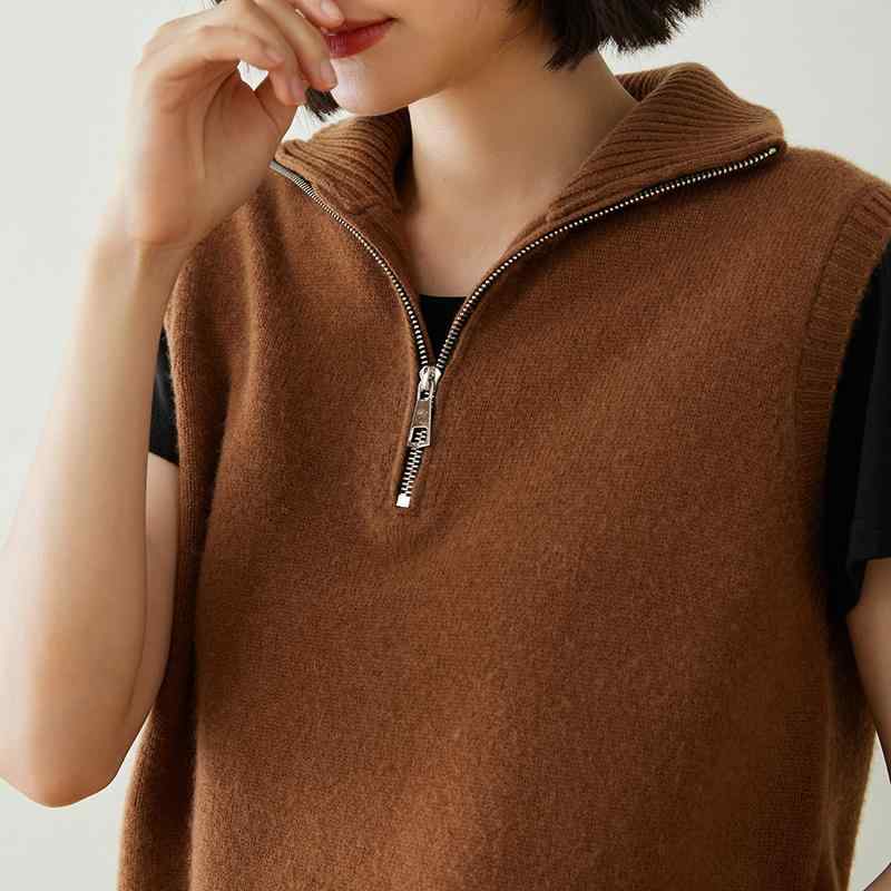 春 コーデ レディース ファッション オシャレ カワイイ シンプル きれいめ ナチュラル 上品カジュアル 婦人服 カジュアル ハーフ ジップ ニット ベスト スリム ノースリーブ トップス |リコット