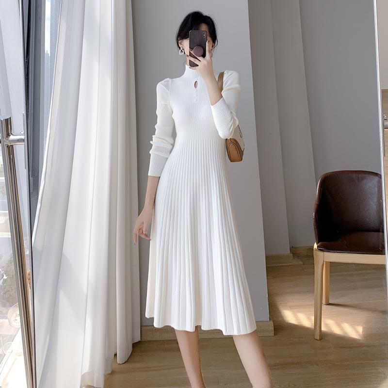 春 コーデ レディース ファッション オシャレ カワイイ シンプル きれいめ ナチュラル 上品カジュアル 婦人服 ホワイト カラー ウエスト ニット ドレス ロング コート セーター スカート