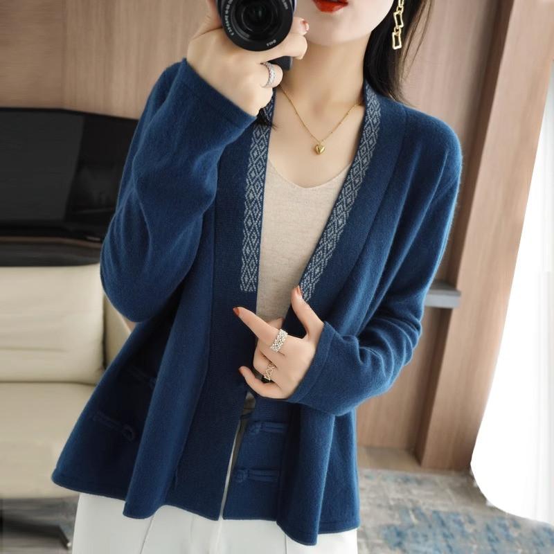春 コーデ レディース ファッション オシャレ カワイイ シンプル きれいめ ナチュラル 上品カジュアル 婦人服 ニット セーター Vネック カラー ブロック ジャケット