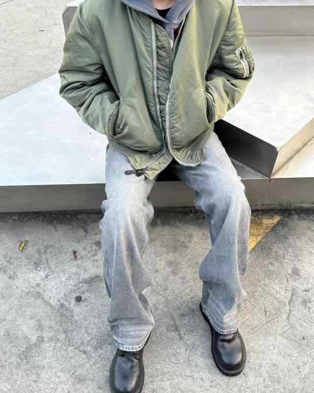 メンズ ファッション 服 男性用 シンプル かっこいい 大人 ストリート カジュアル ビジネス 通勤 ミリタリーグリーン ヴィンテージ パイロット ジャケット アメリカン レトロ シルエット 80年代 クリーン フィット