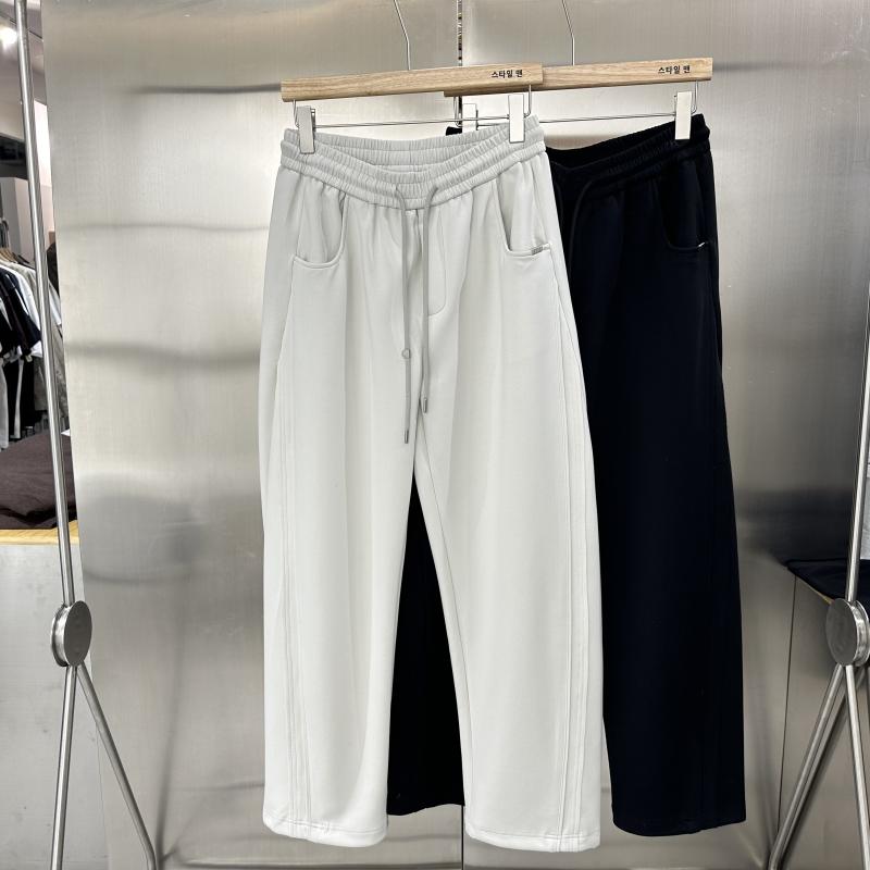 メンズ ファッション 服 男性用 シンプル かっこいい 大人 春コーデ レトロ 無地 シンプル ワイドレッグ カジュアル パンツ 韓国スタイル ゆったり クール 快適 ストレート レッグ
