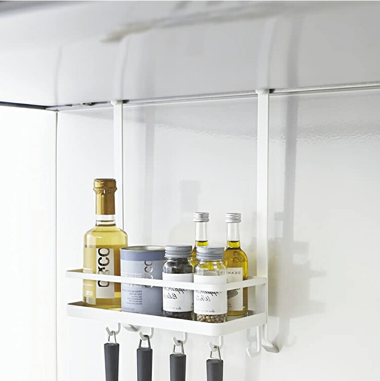 楽天市場 送料無料 レンジフード調味料ラック プレート ホワイト 調味料 収納 保管 ラック スパイスラック 小物入れ 調味料収納 キッチンラック レンジフード Lf570b05b000 山崎実業 すまいのコンビニ