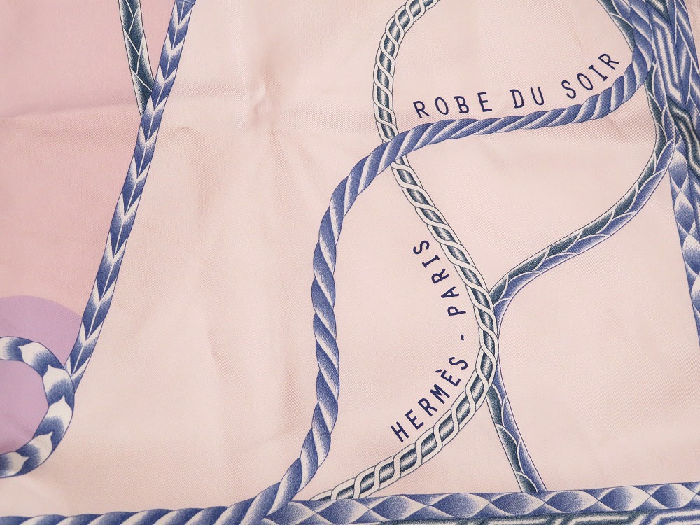 【楽天市場】美品 エルメス カレ90 ローブ デュ ソワール ROBE DU SOIR スカーフ シルク100% パープル ピンク 0054