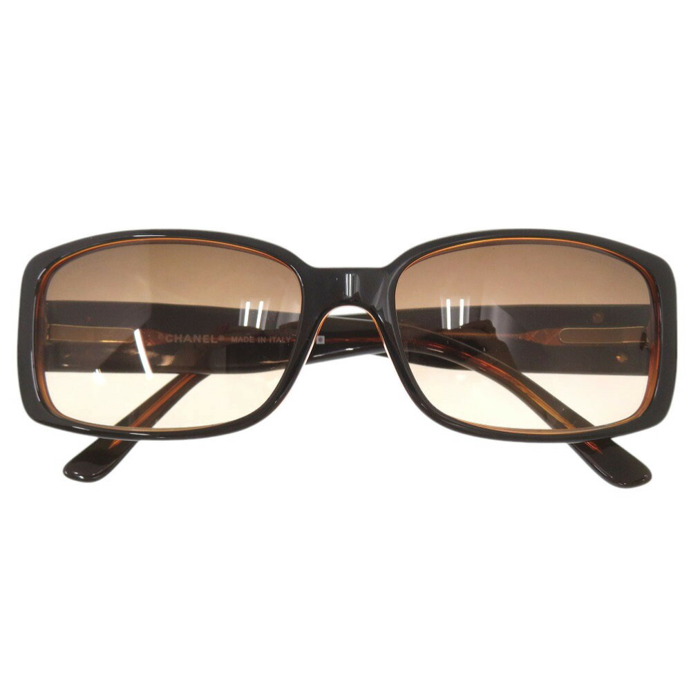 CHANEL サングラス レッド/ブラウン CHANEL アイウェア: キャッツアイ シェイプ アイウェア, acetate