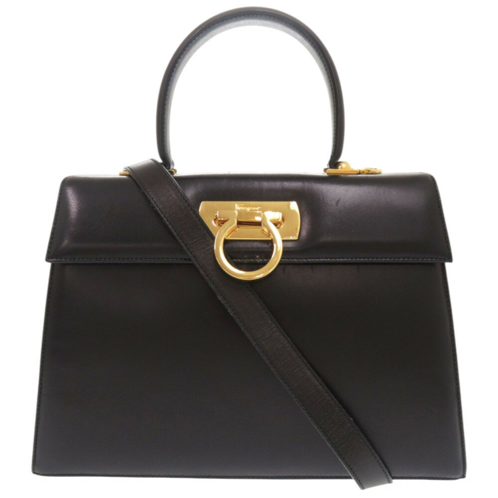 SALE♪関税込【FERRAGAMO】ガンチーニ キルティングバッグ SALE♪関税込【 FERRAGAMO】ガンチーニ キルティングバッグ