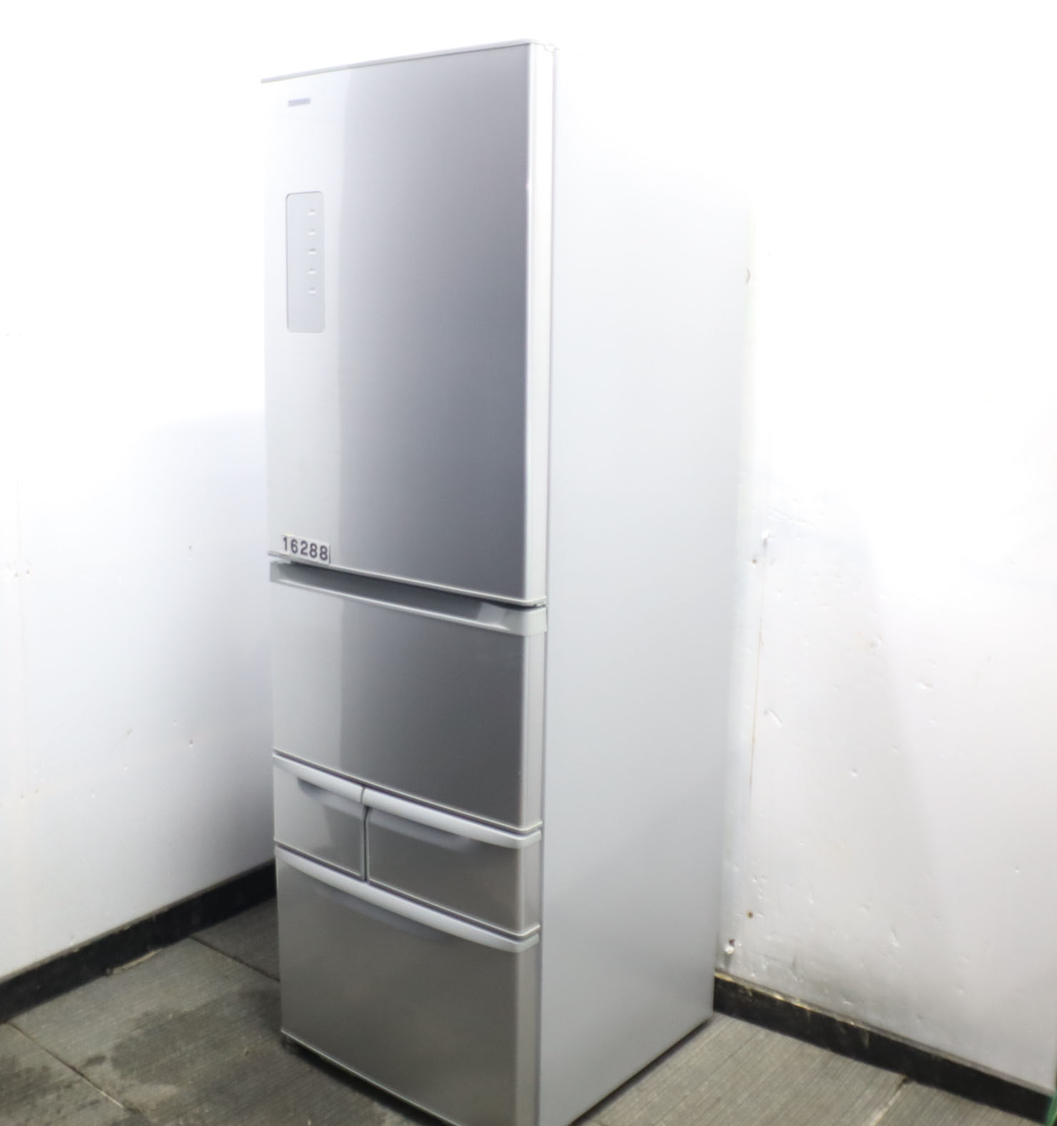 楽天市場】【中古】関東地域限定 HITACHI 日立 大型冷蔵庫 R-F51M3-W 