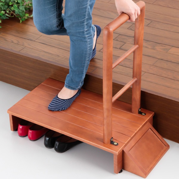 木製手すり付き玄関踏み台70cm幅 玄関台 踏台 玄関ステップ 昇降台 玄関踏み台 手すり付 木製 玄関 ステップ台 段差 踏み台 おしゃれ 正規逆輸入品 木製手すり付き玄関踏み台70cm幅 玄関台 踏台 玄関ステップ 昇降台 玄関踏み台 手すり付 木製 玄関 ステップ台 段差 踏み台 おしゃれ 正規逆輸入品