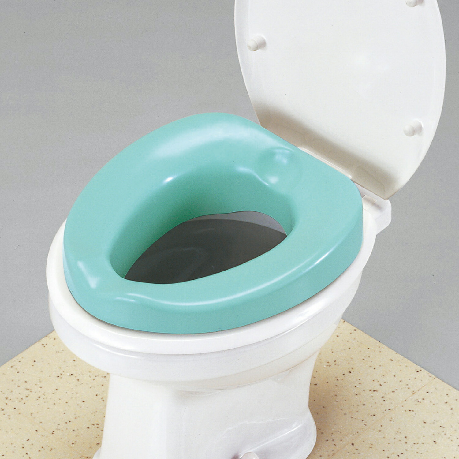 【ソフト補高便座 3cm 5cm】アロン化成 工事不要 3cm 5cm 抗菌 トイレ 簡易設置 便座 便器 簡単 簡易 設置 腰掛便座 介護用品 福祉用具 排泄 介護 介助 看護 排泄用品 高齢者 お年寄り 後付け 抗菌 抗菌加工｜やさか介護センター 8,559円