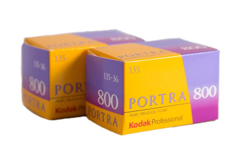 Kodak 色合いネガ写真フィルム ポー虎800 35粍 36枚撮 2本書き割り