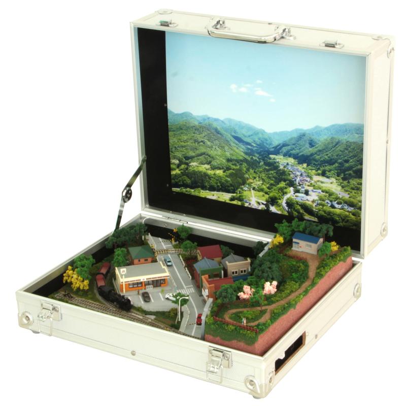 ロクハン Zゲージ ミニトランクレイアウト トンネルタイプ 組立式 S063-2 鉄道模型用品｜ライフスマイルアップ　店
