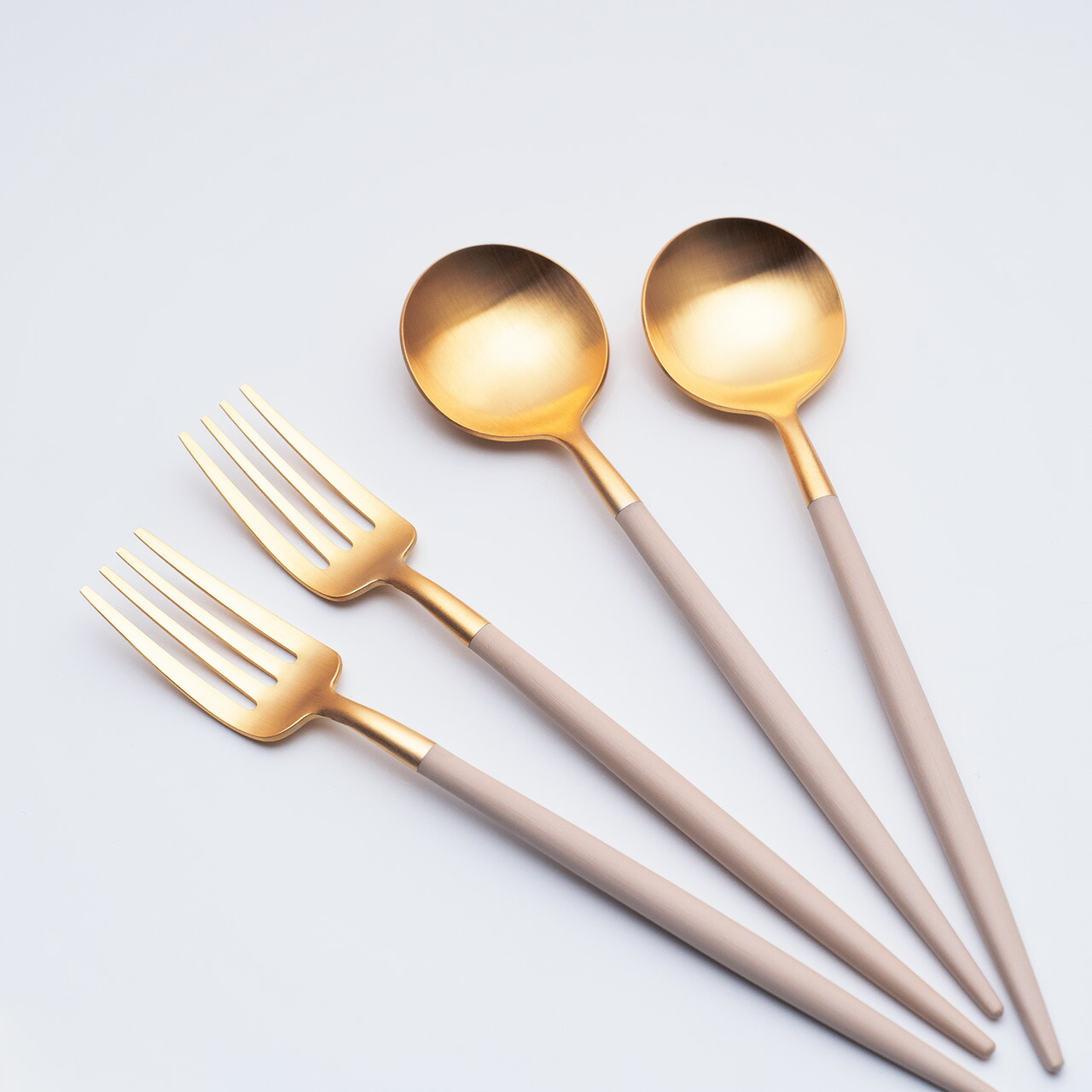 楽天市場】《全9色》正規品 Cutipol GOA カラー シルバー 2本