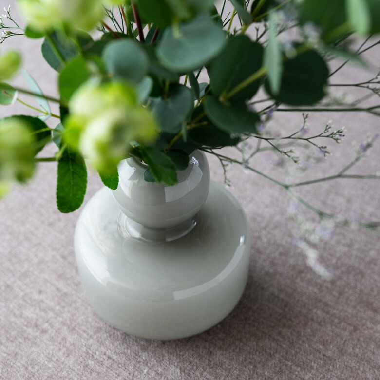 楽天市場 マリメッコ フラワーベース 900 グレー Marimekko 花瓶 一輪挿し 北欧 フィンランド 手吹きガラス 透明 ガラス くらすかたち 楽天市場店