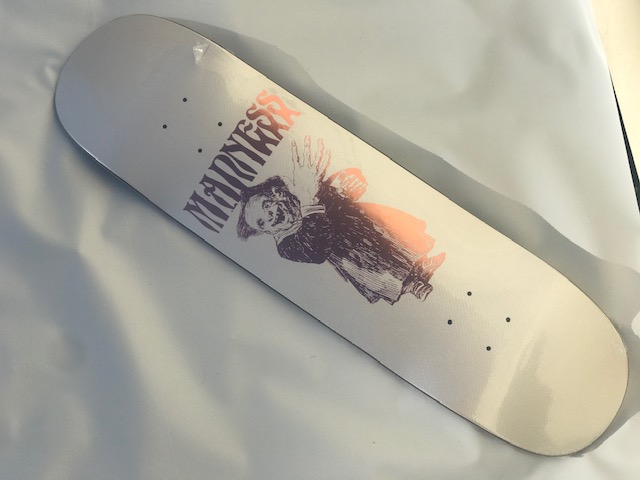 【MADNESS 】8.375 x 31.55　BACK HAND - BRONZE Skateboard Deck　マッドネス　スケートボード　デッキ｜like