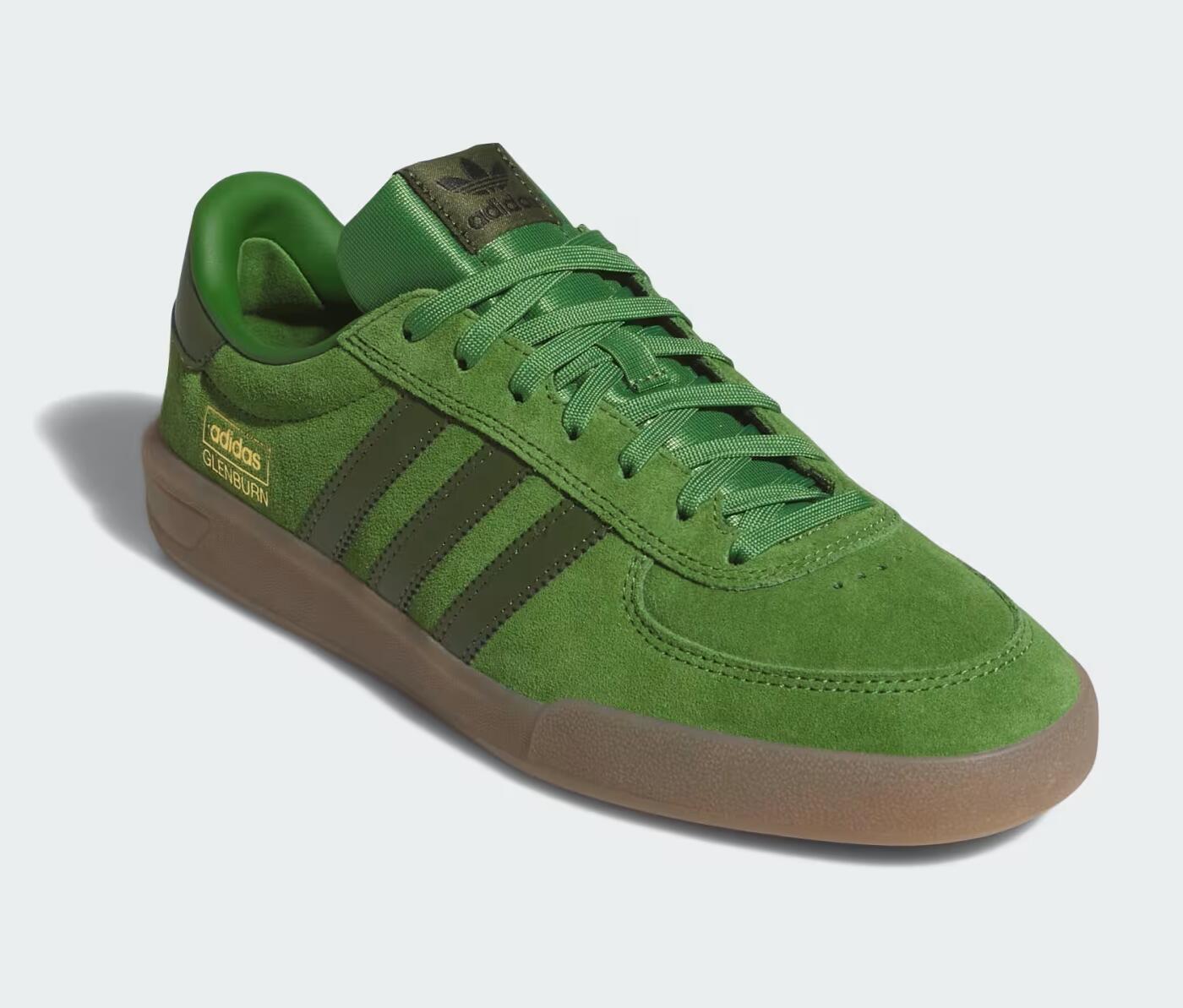 【adidas skateboarding 】 グレン廐舎 / GLENBURN Crew Green / Wild Pine / Gum  HP3509 日本国内置き目品