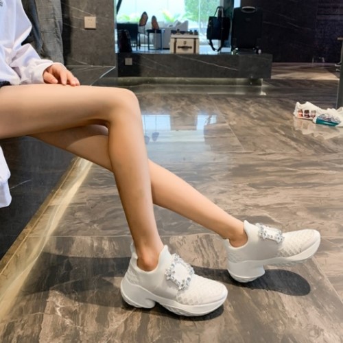 楽天市場 スニーカー 靴 レディース シューズ 黒 白 大人カジュアル 厚底 おしゃれ かわいい 紐なし ブラック ホワイト ネイビー ピンク 紐 結ばない 通学 メッシュ ビジュー 21年 カジュアル きれいめ スポーティー 新作 3色 サイズ 22 22 5 23 23 5 24