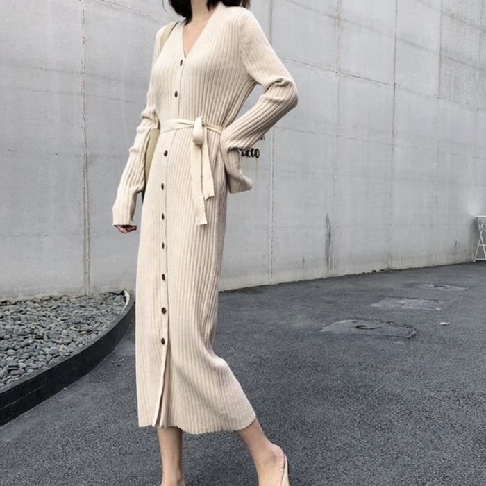 楽天市場 19年新作 秋 2color 2way Vネック ウエストマーク リブニット ロングカーディガン ロングワンピース アウター ワンピース ボタンをとじてワンピースとして着てもボタンをあけてカーディガンとしても使える便利なアイテム Lachic