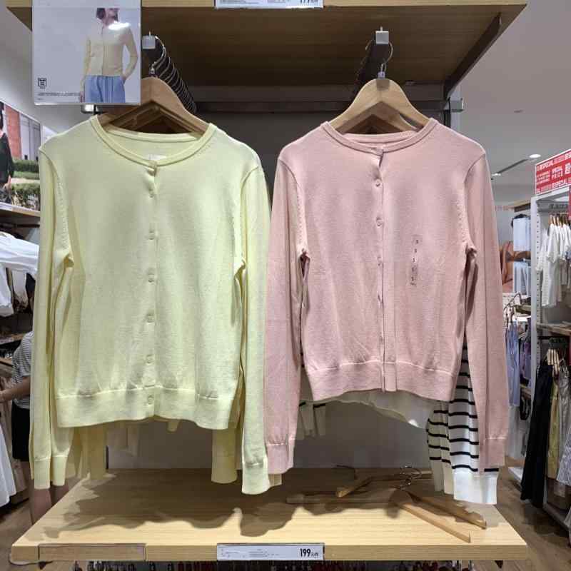 カーディガン 女性用 長袖 丸首 開き 薄手 ニット トップス 単色 プリンセススリーブ ポロ襟 単排ボタン 接触冷感 吸湿速乾 軽量 伸縮性 アイボリー ピンク系 グレー ブラック ネイビー グリーン 通勤用 普段使い 秋冬 私服 フェミニン スタイル