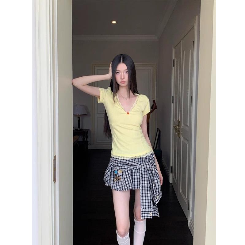 Tシャツ レディース 春夏 黄色 短袖 Vネック レース 切り替え トップス ゆったりシルエット 綿混 伸縮性 吸湿速乾 シンプル カジュアル 私服 修身 フレンチスタイル 植物柄 花柄 蕾? 百搭 上衣