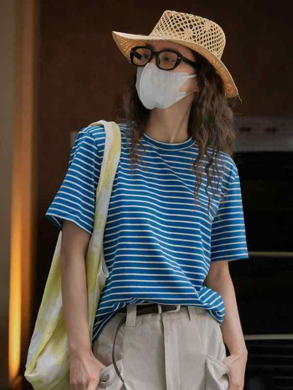 Tシャツ 女性用 夏 短袖 条紋柄 コットン素材 接触冷感 切り替えデザイン 丸首 ゆったりシルエット 爽やかカラー ブルー系 ホワイト系 吸湿速乾 軽量 通勤 普段使い ルーズフィット ビッグシルエット カジュアルスタイル 日韓風