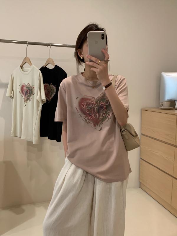Tシャツ 女性用 春夏 短袖 綿素材 接触冷感 刺繍 ハート柄 文字プリント 丸首 ゆったりシルエット スリム効果 ブラック 杏色 ピンク 日常使い 快適 軽量 吸湿速乾 日韓カジュアル トップス インナー