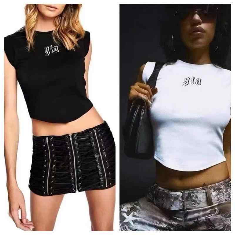 Tシャツ 女性用 修身 クロップド 丸首 短袖 コットン 素材 ブラック ホワイト シンプル ストリート カジュアル 夏 トップス 吸湿速乾 伸縮性 普段使い 軽量