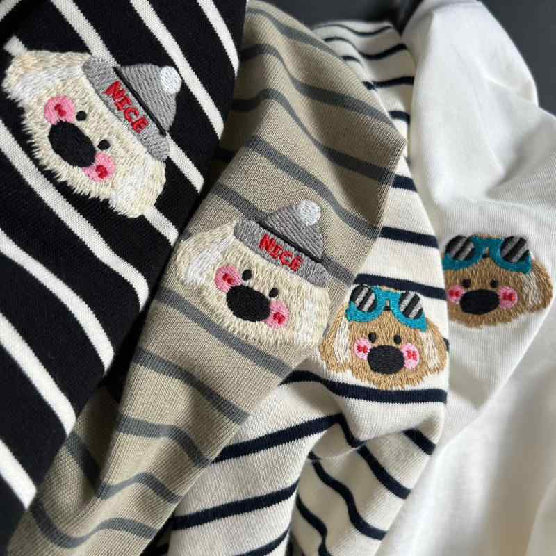 Tシャツ レディース 秋 韓国風 シンプル 刺繍 条紋 ワイドシルエット 長袖 トップス インナー コットン 素材 ゆったり ルーズフィット 黒 白 緑 ストリップ ライン カジュアル 日常使い 快適 伸縮性 吸湿性 日韓スタイル 普通丈 丸首 セットイ