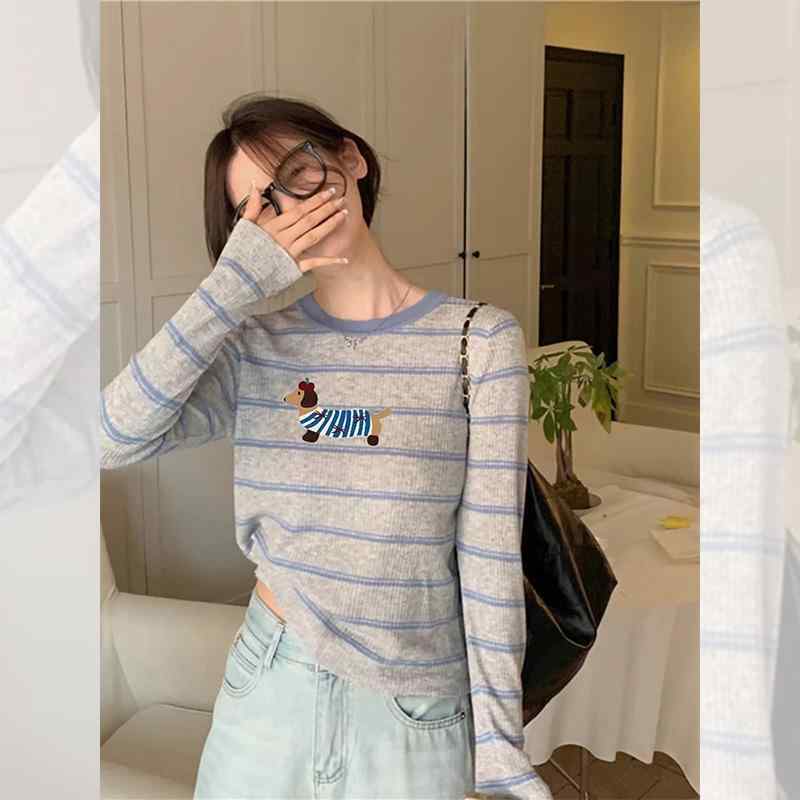 Tシャツ レディース 長袖 灰色 条紋 プリント かわいい 犬柄 網?素材 伸縮性 修身シルエット 丸首 セットインスリーブ 韓国風 カジュアル 普段使い 夏向け 軽量 吸湿速乾 ビッグシルエット