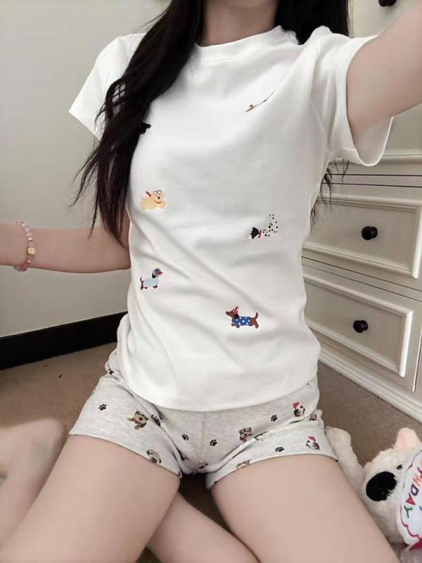 Tシャツ 女性用 短袖 夏 春夏 復古 スリムフィット かわいい 綿素材 接触冷感 吸湿速乾 軽量 伸縮性 丸首 セットインスリーブ 普通丈 シンプル 日韓カジュアル 日常使い 通勤 部屋着 トップス 白色 ブラック ピンク系 アイボリー ビッグシルエッ