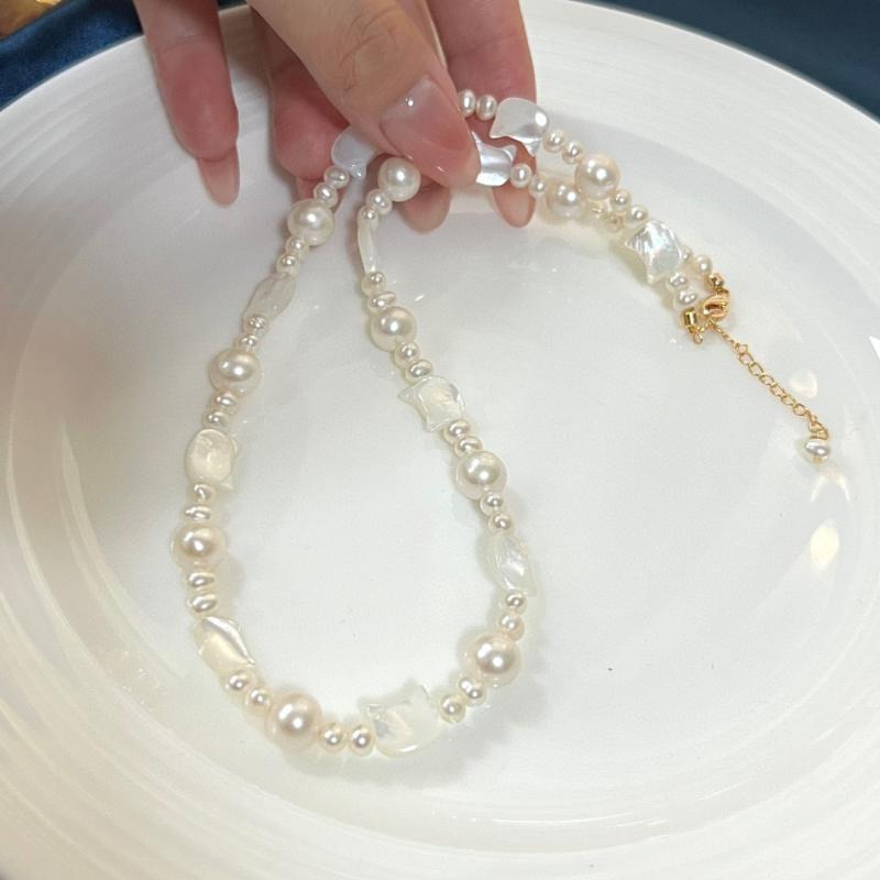 ネックレス 女性用 猫モチーフ 貝殻 デザイン 天然淡水パール 接触冷感 夏向け 鎖骨チェーン 多層 動物 生肖 気質 高級感 ファッション 通勤 かわいい 軽量 ファッションアクセサリー ピンク系 アイボリー ブラック かわいい猫 手編み 細やか スタ｜LiLishop6