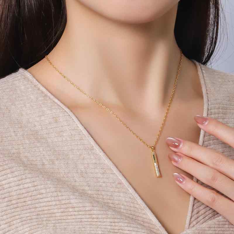ネックレス レディース かわいい 幾何学 デザイン 人造水晶 チェーン 電気メッキ加工 調整可能 シンプル ファッション 通勤用 日常使い 軽量 アクセサリー ベビーグレー ローズピンク ストライプ バタフライ ゴールド シルバー チューブ ダイヤモンド