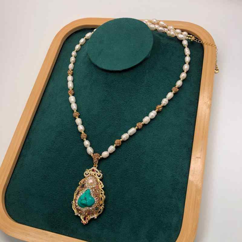 ネックレス 女性用 天然淡水パール チェーン トルコ石 ペンダント ハンドメイド ダイヤモンド インセット トパーズ インセット 軽量 高級感 復古 ファッション 宮廷風 文学的 自然 夏 吸湿速乾 通年 普段使い ロングチェーン 6mm 直径 51g