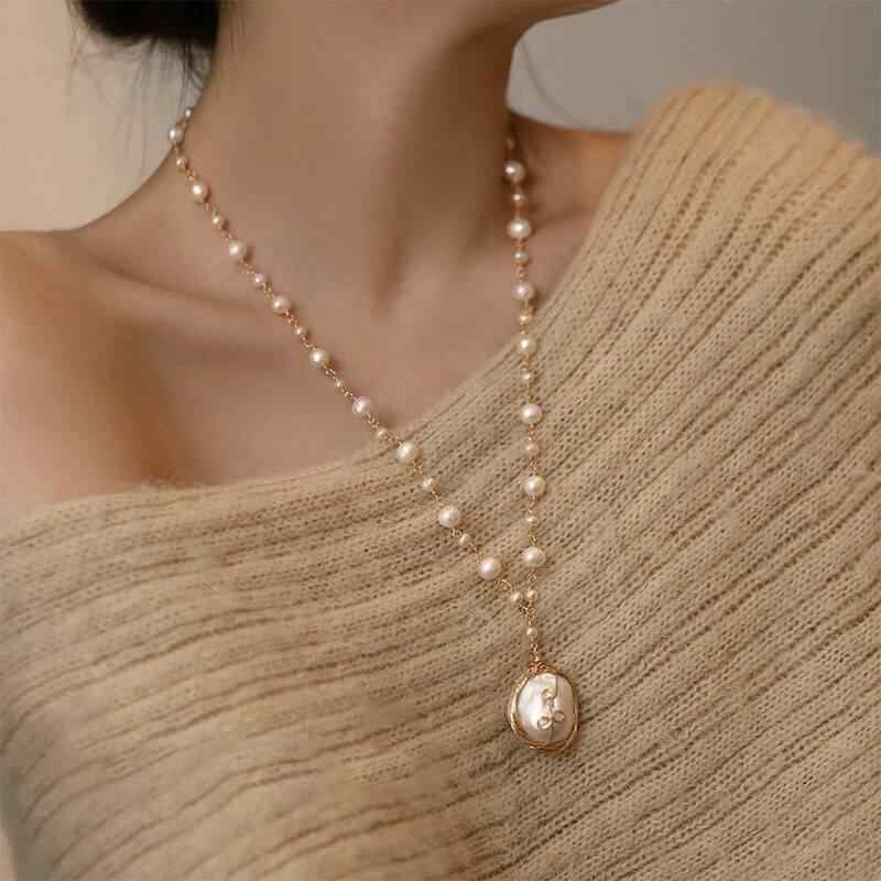 ネックレス 女性用 バロックパール 編み込み ロングチェーン 軽奢風 ファッション アクセサリー 幾何学デザイン 丸み 夏 通勤 普段使い 手作り 51cm 60cm