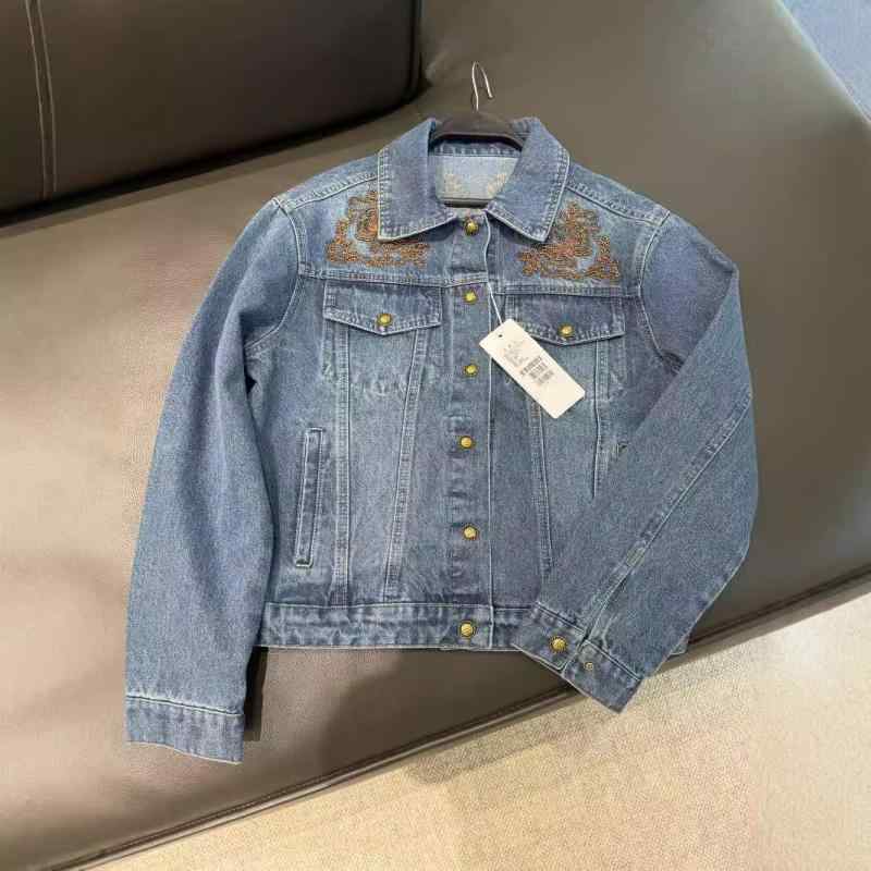 牛仔 ジャケット メンズ コットン 混紡 長袖 翻領 手刺繍 ビーズ 装飾 秋冬 トレンド ストリート スタイル ライト ブルー コート トップス 軽量 伸縮性 吸湿速乾 普段使い アウトドア 対応 ミドル 丈 ブルー デニム 生地 加工 秋 シーズン