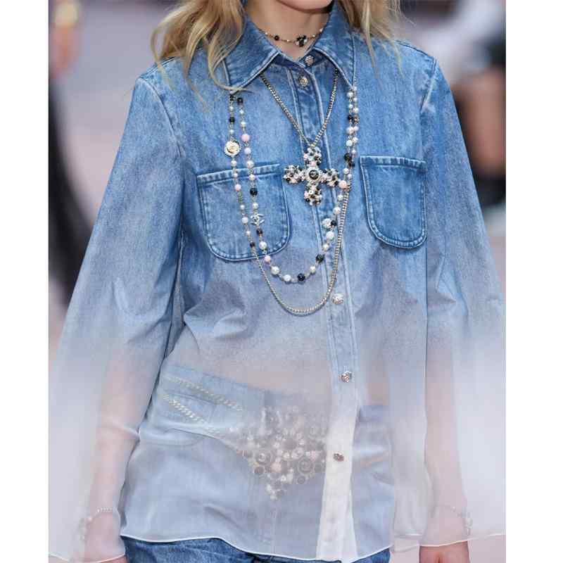 シャツ 女性用 春 グラデーションカラー デニム風 雪?素材 花柄 中長丈 長袖 シャツカラー 喇叭袖 ライトブルー 名媛風 田園 気質デザイン ゆったり ワイドシルエット カジュアル 上着 軽量 通勤 普段使い